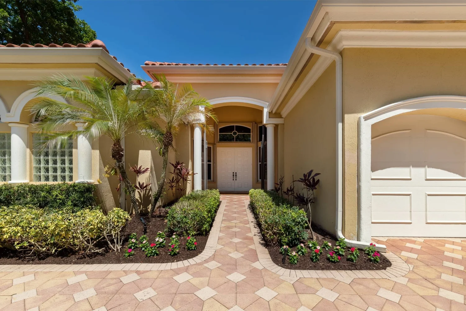 An Entrance That Sets the Tone for Your Home